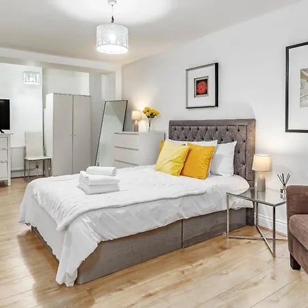 Lovelly 1 Bedroom Apartment In Gloucester Road